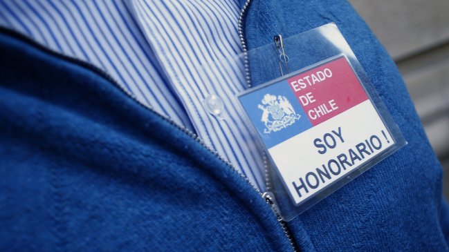 Estudio: Gobierno aumenta 40% los recursos para contratar personal honorario