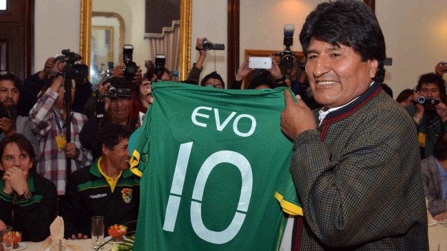 Evo Morales pidió a selección boliviana representar 