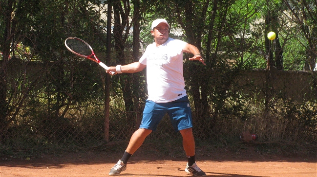 Víctor Núñez y Esteban Bruna avanzaron a octavos de final en el F7 de Chile