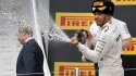 Lewis Hamilton mojó con champaña a Vladimir Putin durante su festejo