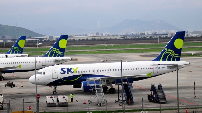 Vuelo de Sky con destino a Copiapó se devolvió a Santiago por problema en turbina