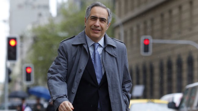 Senador Chahuán por La Haya: Hay que dar más espacio comunicacional a ex Presidentes