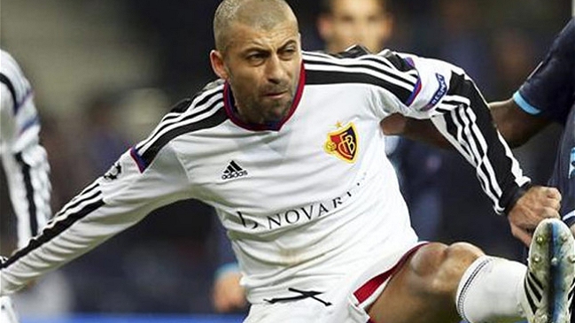 El zaguero argentino Walter Samuel anunció su retiro del fútbol