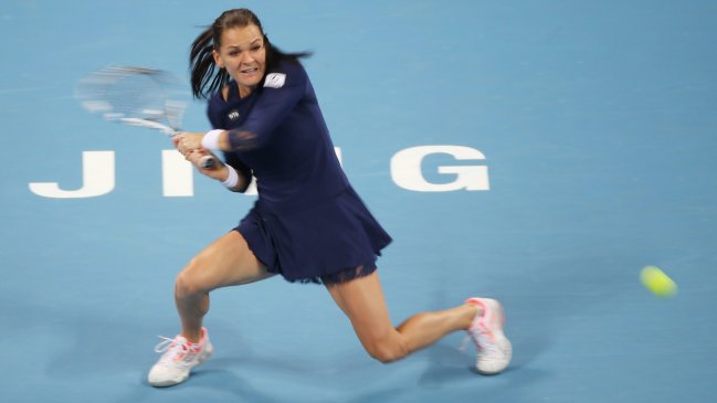 Danka Kovinic y Agnieszka Radwanska chocarán en la final de Tianjin