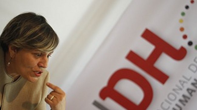 Encuesta de DDHH reveló existencia de rasgos autoritarios en cultura chilena