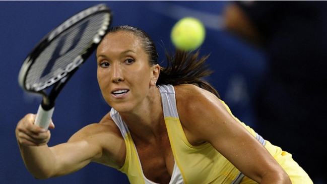 Jelena Jankovic ganó su tercer título de la temporada en Hong Kong