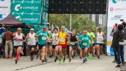 Con más de 12.000 personas se realizó evento Santiago Corre Consalud
