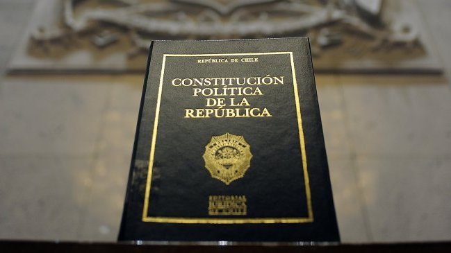 Cientista: Proceso para nueva Constitución es distinto a los de Venezuela y Ecuador
