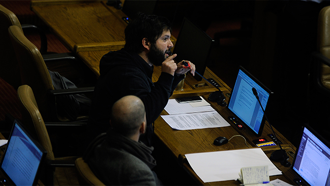 Boric: La Concertación respaldó al Registro Civil en paro durante Gobierno de Piñera