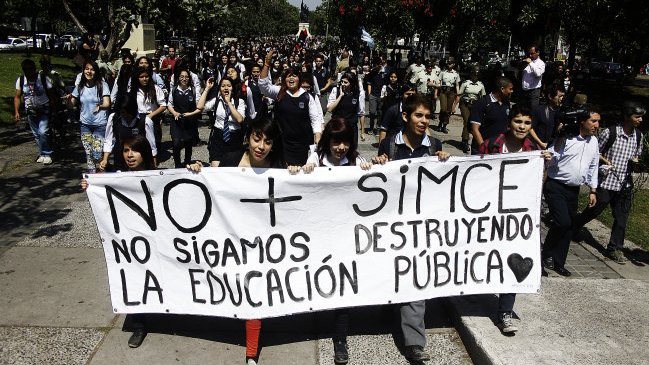 Secundarios anuncian marcha para este martes en rechazo a prueba Simce