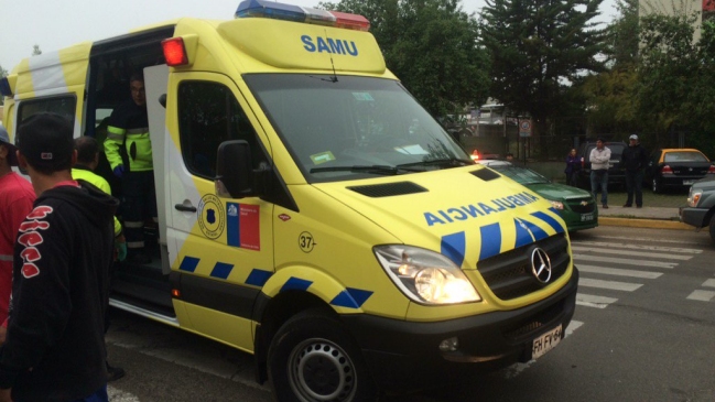 Tres trabajadores de camión de basura fueron baleados por conductor en Peñalolén