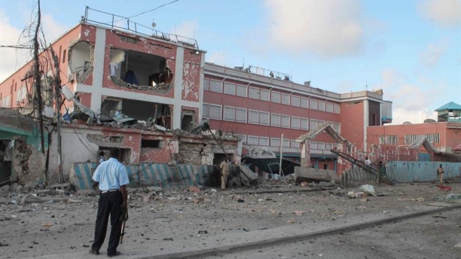 Somalía: 18 muertos dejó atentado a un hotel