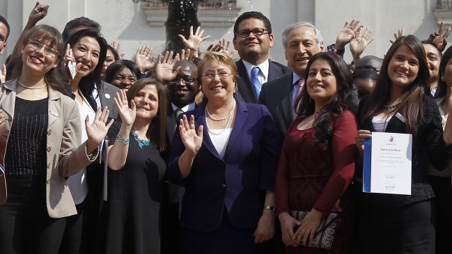 Adimark: Aprobación de la Presidenta Bachelet tuvo mayor alza en nueve meses