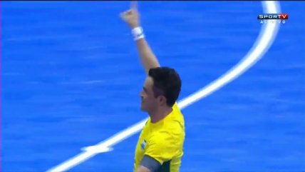   Golazo de taco en el fútbol sala da la vuelta al mundo 