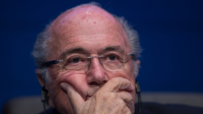 Joseph Blatter es sometido a exámenes médicos por estrés
