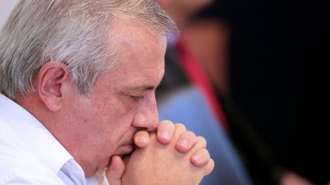 Ex ministro Jaime Mañalich fue expulsado del Colegio Médico