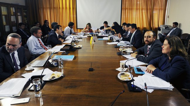 Diputados esperan que proyecto para endurecer penas por colusión avance al Senado