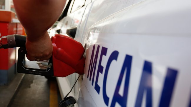 ENAP anunció leve baja en los precios de las bencinas