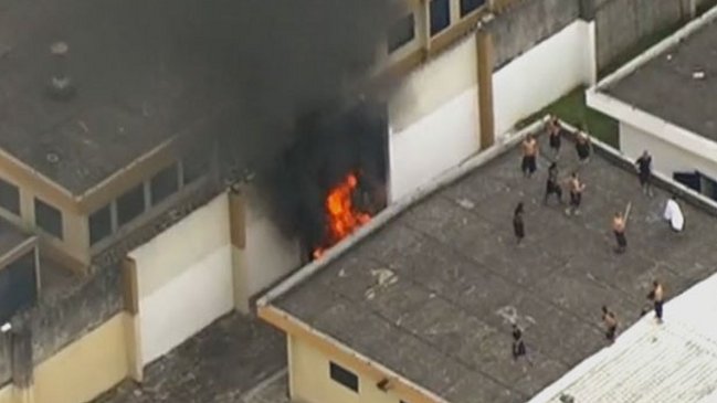 Menores de reformatorio brasileño se tomaron las instalaciones y mantienen rehenes