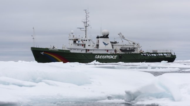  Chilenos podrán conocer barco emblema de Greenpeace  