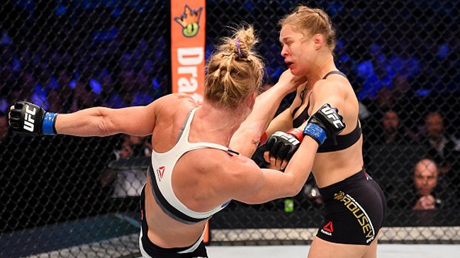 Reinado de Ronda Rousey llegó a su fin en UFC tras senda derrota ante Holly Holm