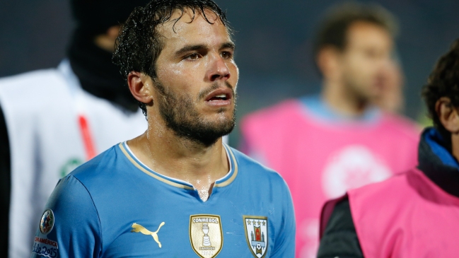 Alvaro González se perderá el duelo ante Chile