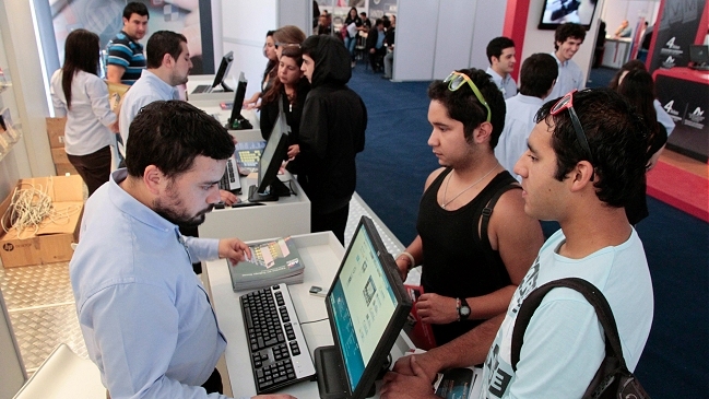 El lunes finalizará plazo para postular a la rebaja de cuotas del CAE