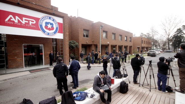 La crisis de la dirigencia del fútbol chileno