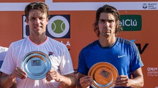 Julio Peralta y Horacio Zeballos extendieron su racha triunfal en Montevideo