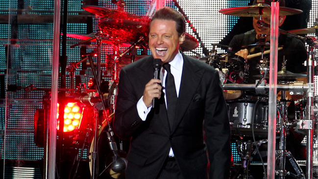 Luis Miguel abandonó por segunda vez consecutiva un concierto en México