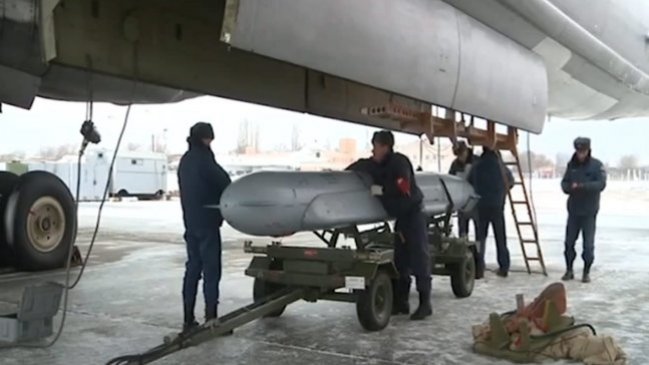 Más de 400 civiles muertos desde inicio de bombardeos en Siria