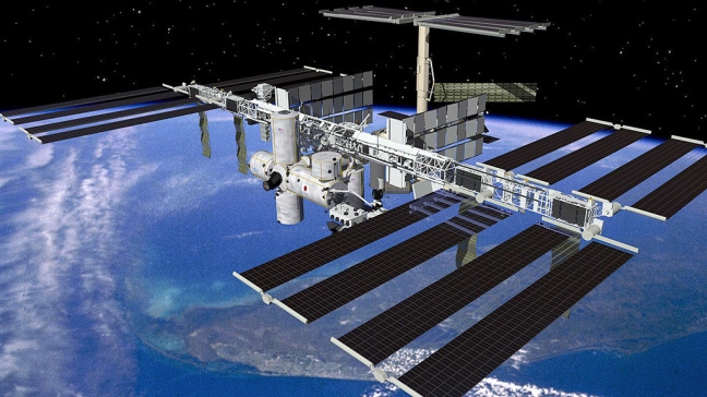 NASA encarga la primera misión tripulada a la EEI a la empresa privada SpaceX