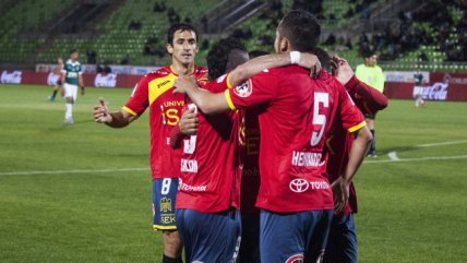 Kevin Harbottle le dio el triunfo a Unión Española ante Santiago Wanderers