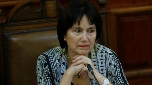 PS entregó apoyo cerrado a ministra de Salud ante acusación constitucional