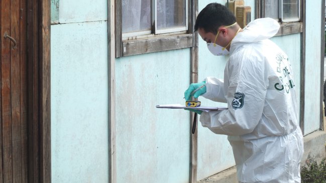 Mujer fue baleada por su pareja al interior de su vivienda en San Antonio