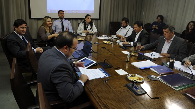 Comisión continúa análisis de acusación constitucional contra ministra Castillo