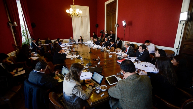 Comisión definirá si establece multas y cárcel para infractores de Ley de Financiamiento