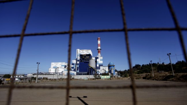 Detractores protestaron contra termoeléctrica Bocamina II en Coronel