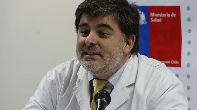 Minsal: Cenabast intermediaría por remedios más baratos para asociaciones de pacientes