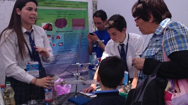 Congreso Explora Conicyt en Valparaíso exhibe proyectos científicos escolares