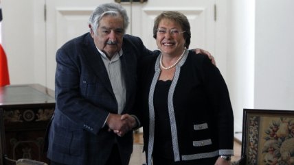   José Mujica llegó a La Moneda y se reunió con Michelle Bachelet 