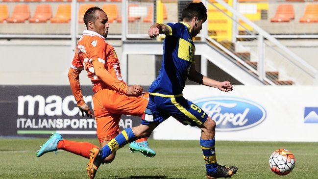 Everton dio el primer golpe ante Cobreloa en la liguilla de la Primera B