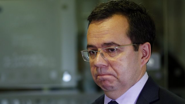 Ministro de Economía y caída del precio del cobre: Tenemos que ser muy cuidadosos