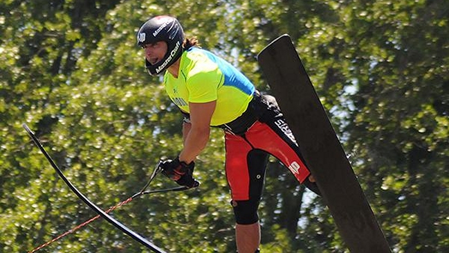 Esquí Náutico: Campeón mundial Ryan Dodd ganó eliminatoria del Chile Night Jump