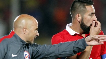   Mauricio Isla: Jorge Sampaoli y Marcelo Bielsa 