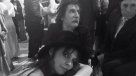 El músico Charly García asistió a evento en silla de ruedas