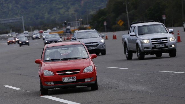 MOP prevé que más de 374 mil vehículos saldrán de la capital este fin de semana