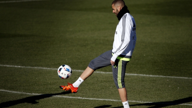 Federación suspenderá a Benzema de la selección de manera provisional
