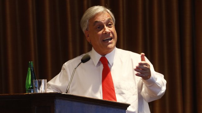 Chile Vamos alista su lanzamiento en medio de críticas a Piñera por boletas