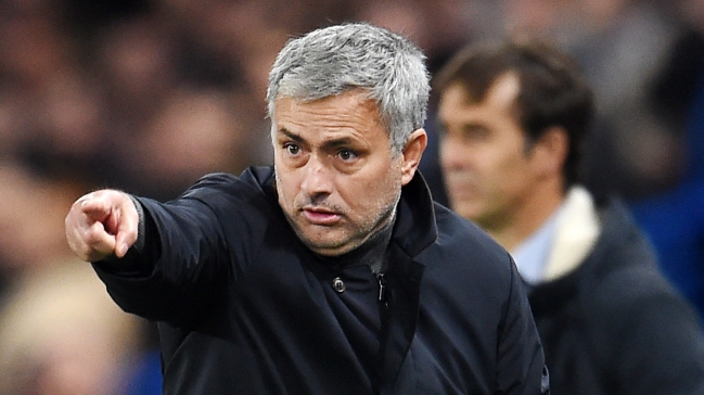 Mourinho: Me quedan tres años y medio de contrato y los voy a cumplir